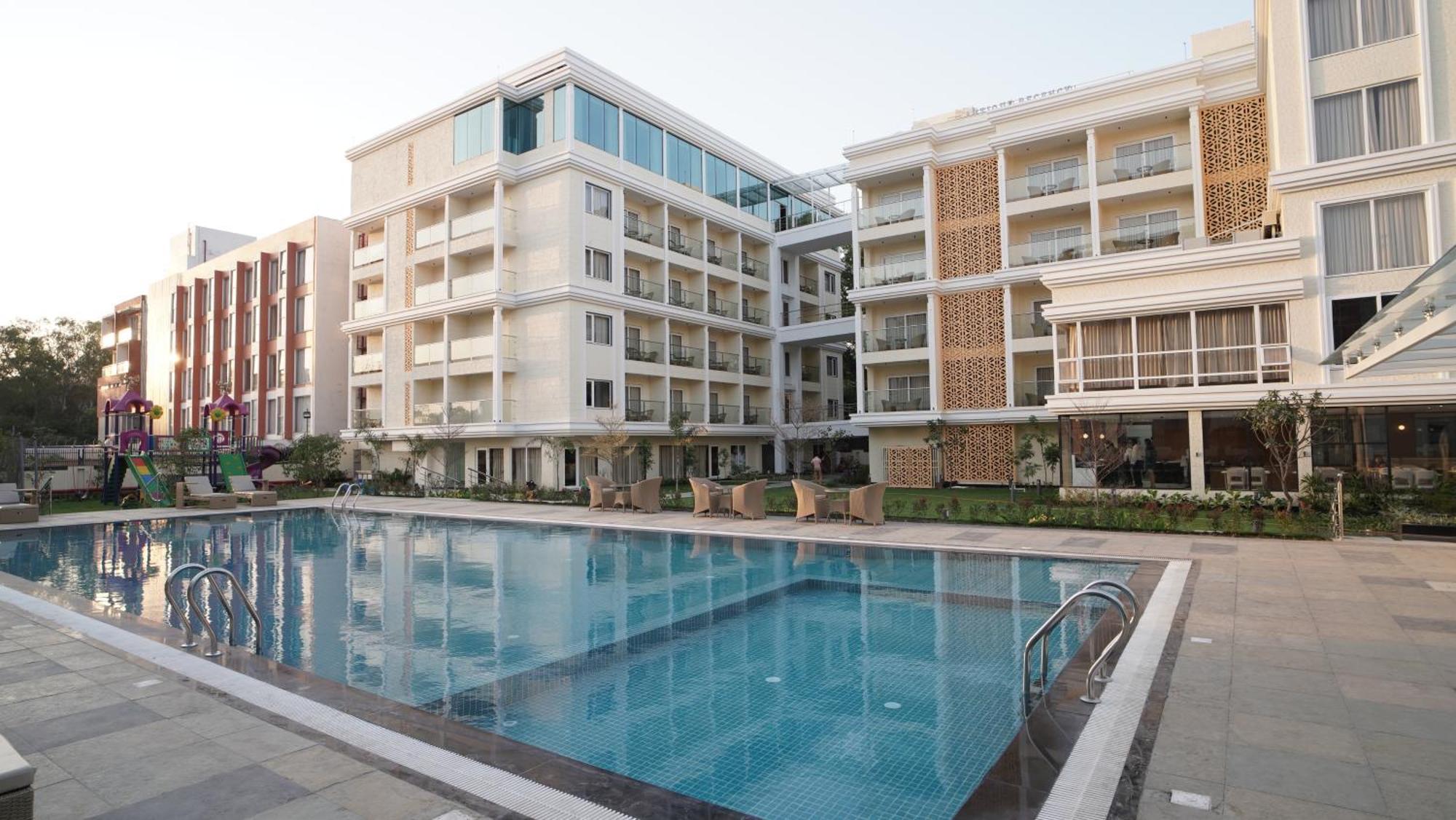 Antique Regency !! Luxurious Hotel In Digha !! Екстер'єр фото