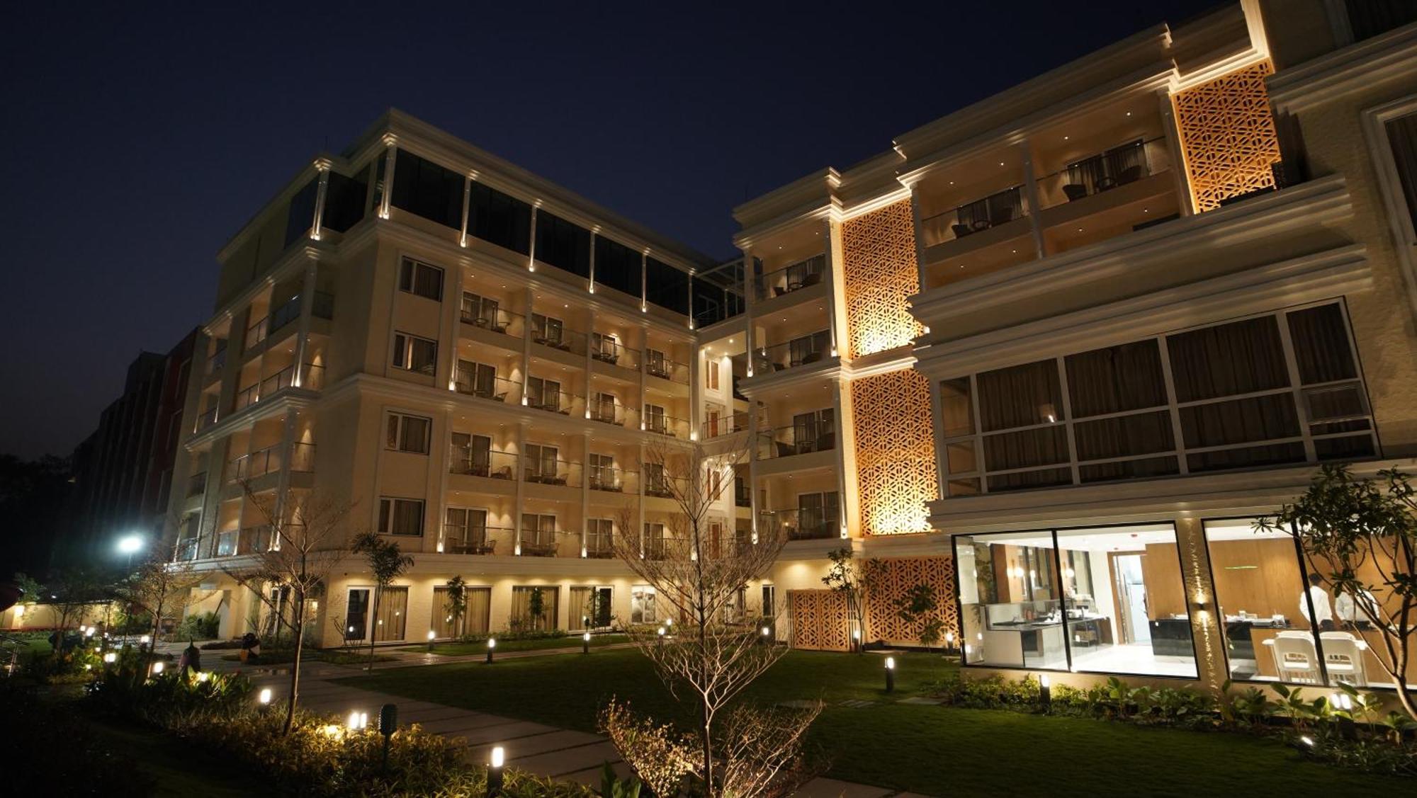 Antique Regency !! Luxurious Hotel In Digha !! Екстер'єр фото
