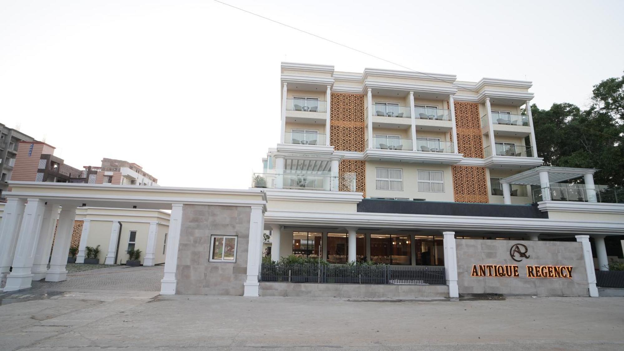 Antique Regency !! Luxurious Hotel In Digha !! Екстер'єр фото