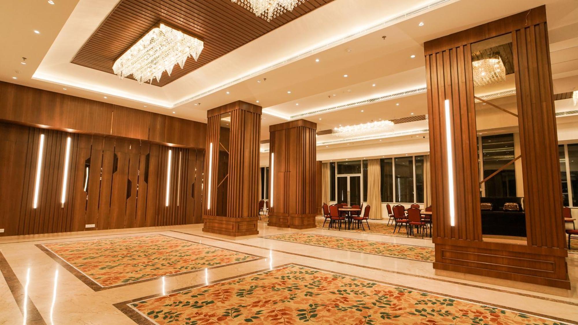 Antique Regency !! Luxurious Hotel In Digha !! Екстер'єр фото