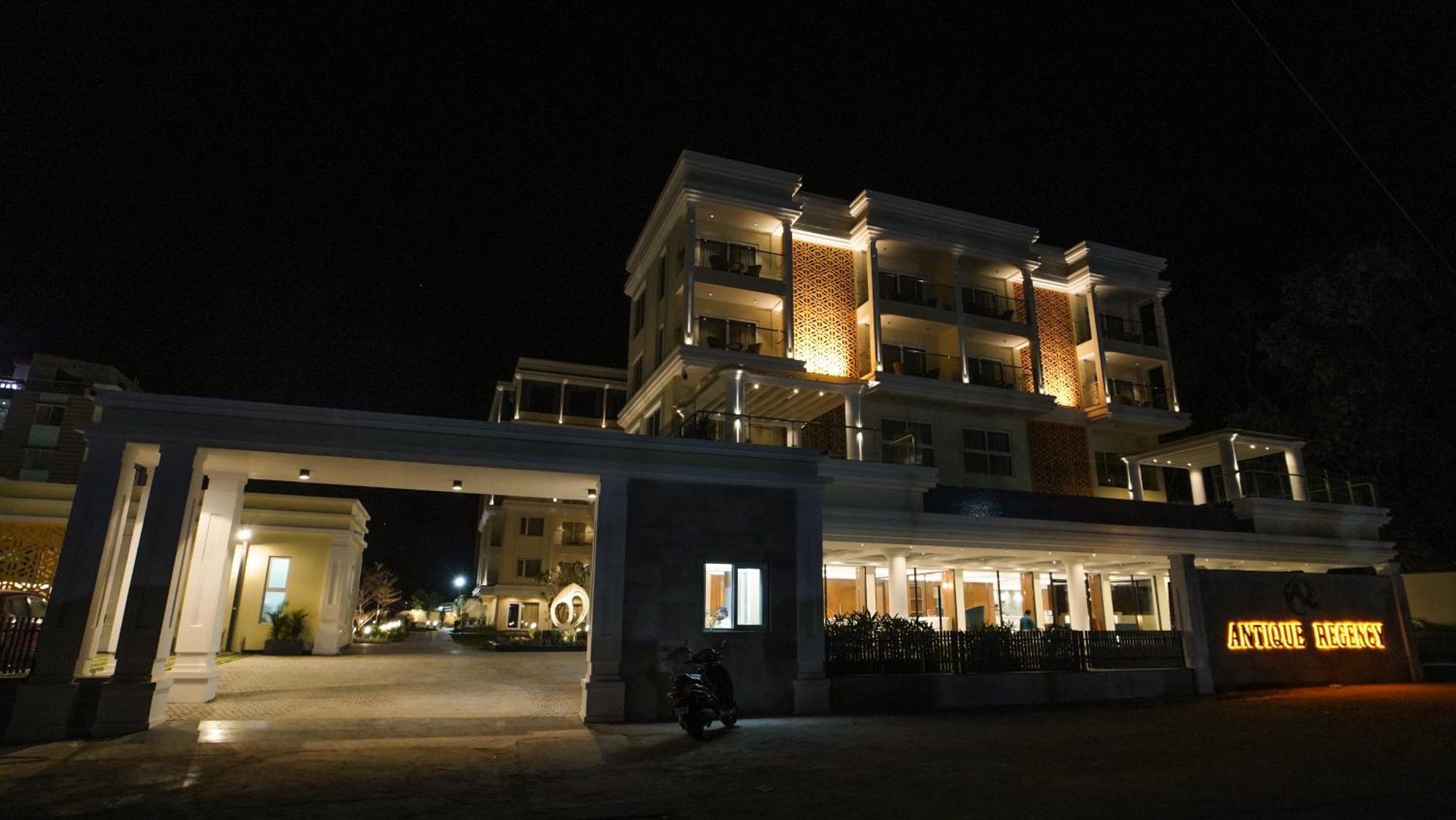Antique Regency !! Luxurious Hotel In Digha !! Екстер'єр фото