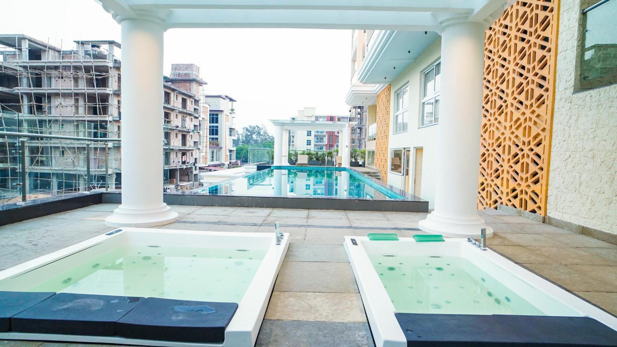 Antique Regency !! Luxurious Hotel In Digha !! Екстер'єр фото