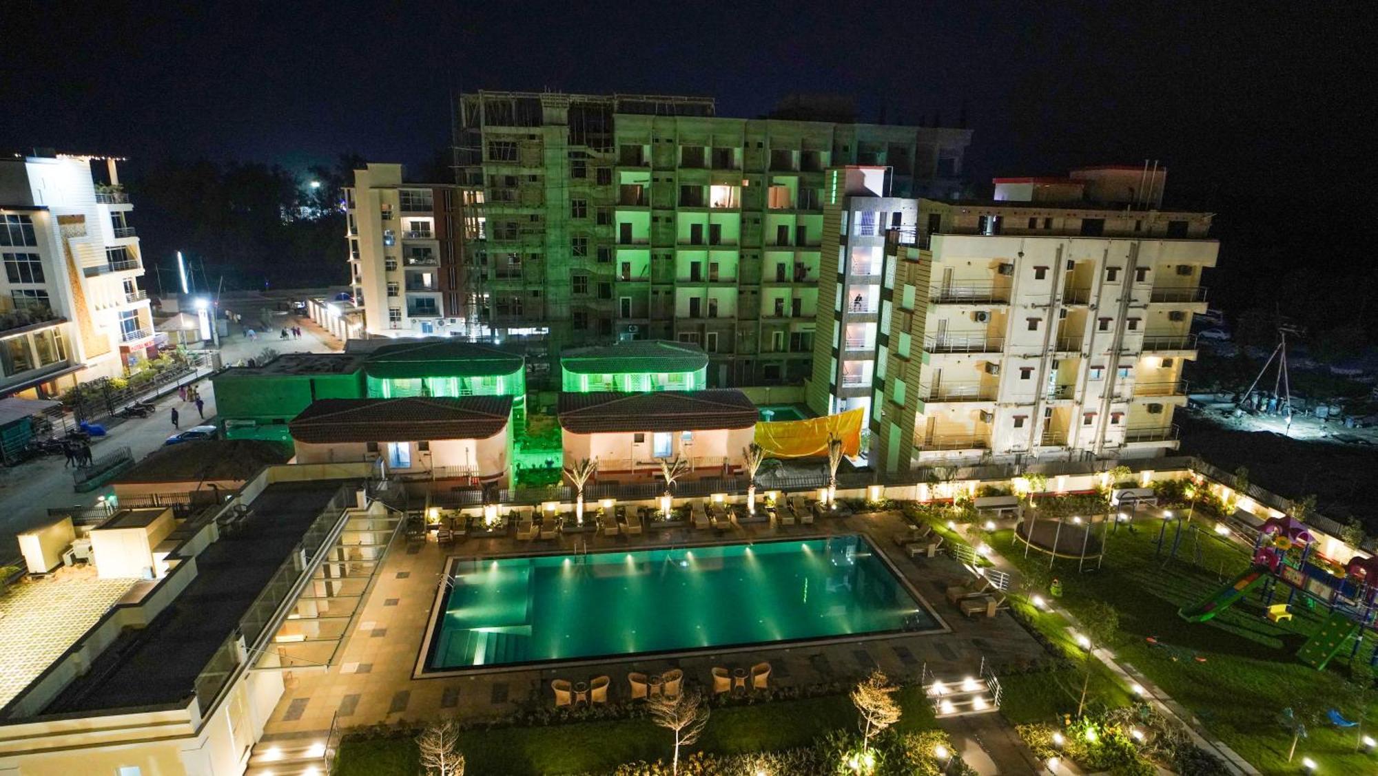 Antique Regency !! Luxurious Hotel In Digha !! Екстер'єр фото