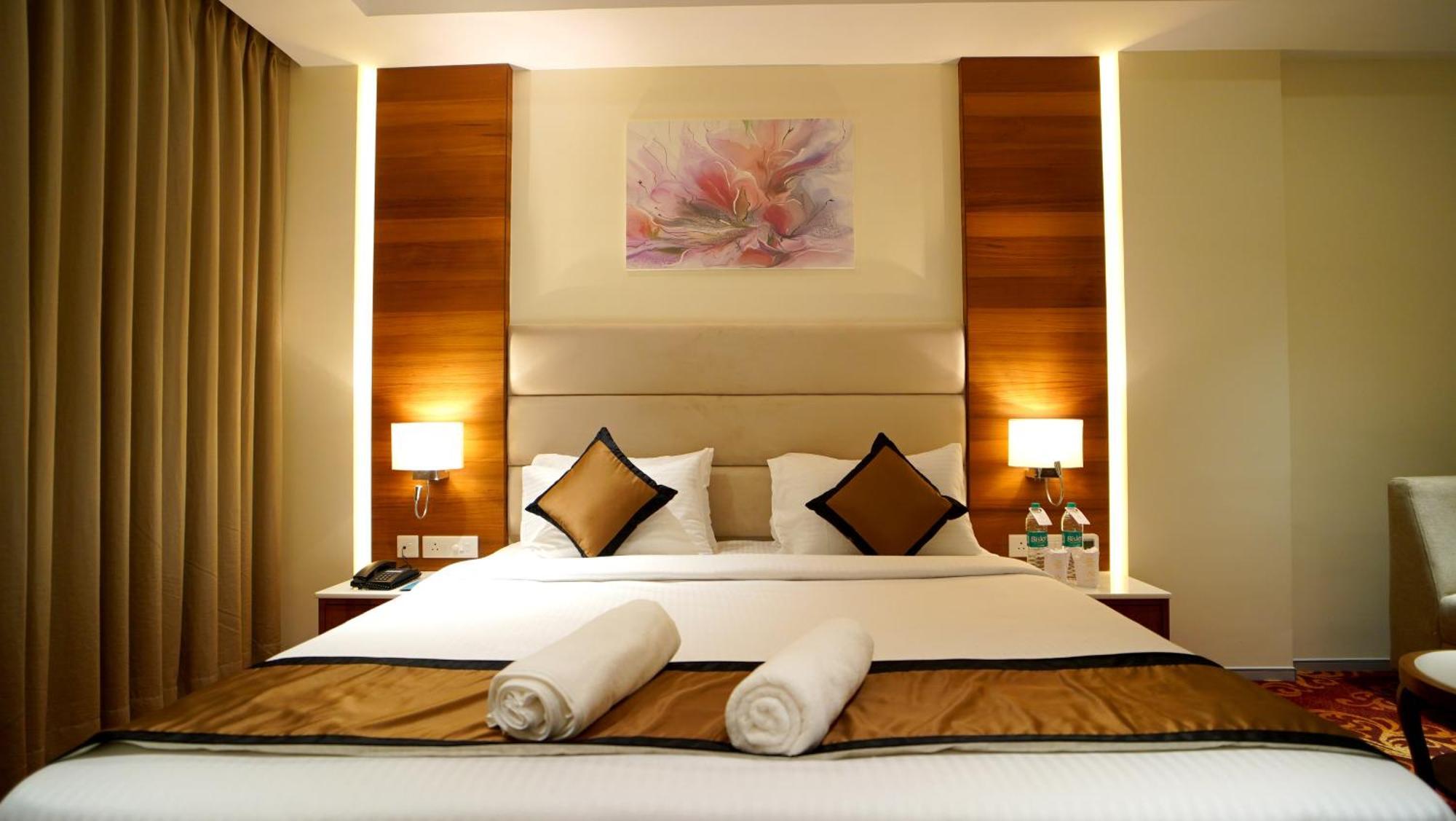 Antique Regency !! Luxurious Hotel In Digha !! Екстер'єр фото