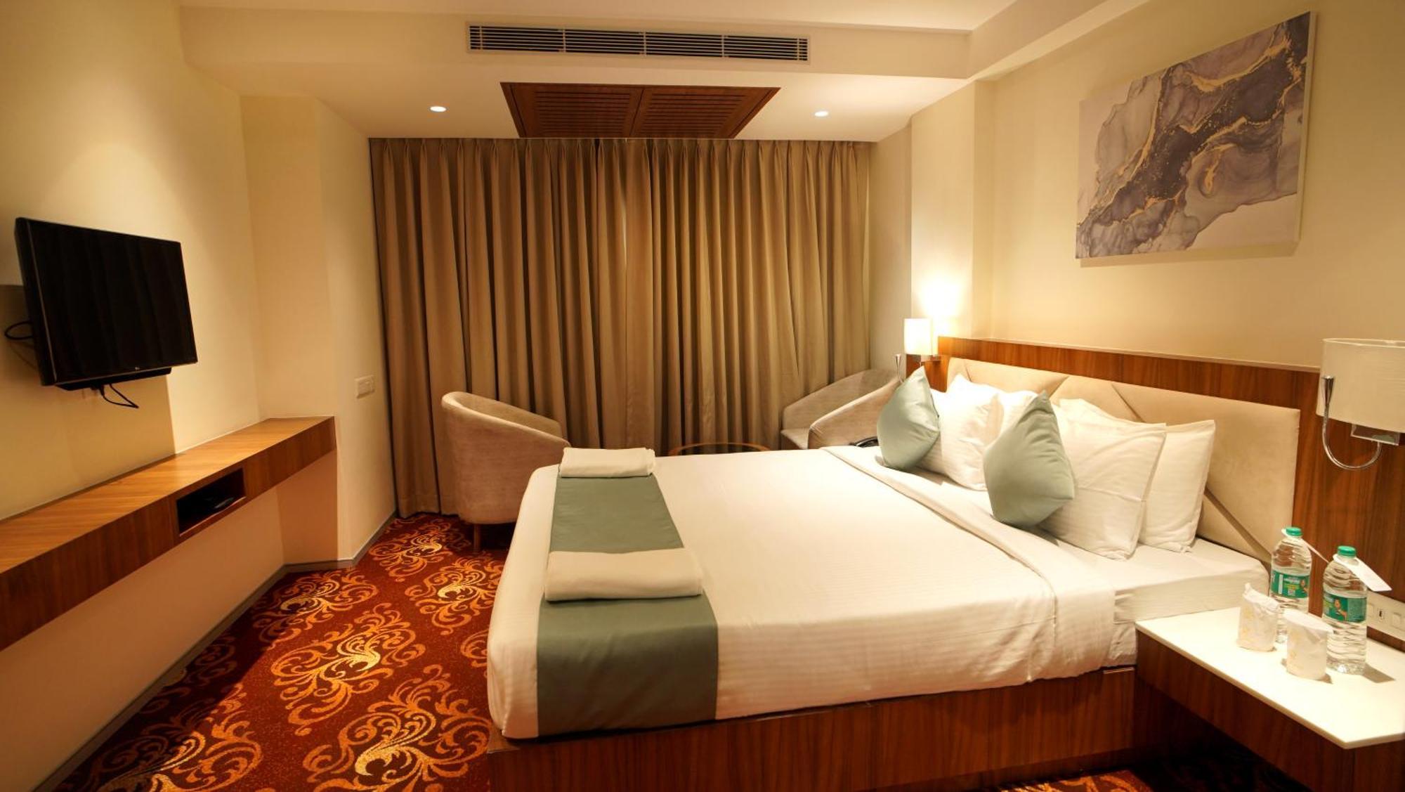 Antique Regency !! Luxurious Hotel In Digha !! Екстер'єр фото