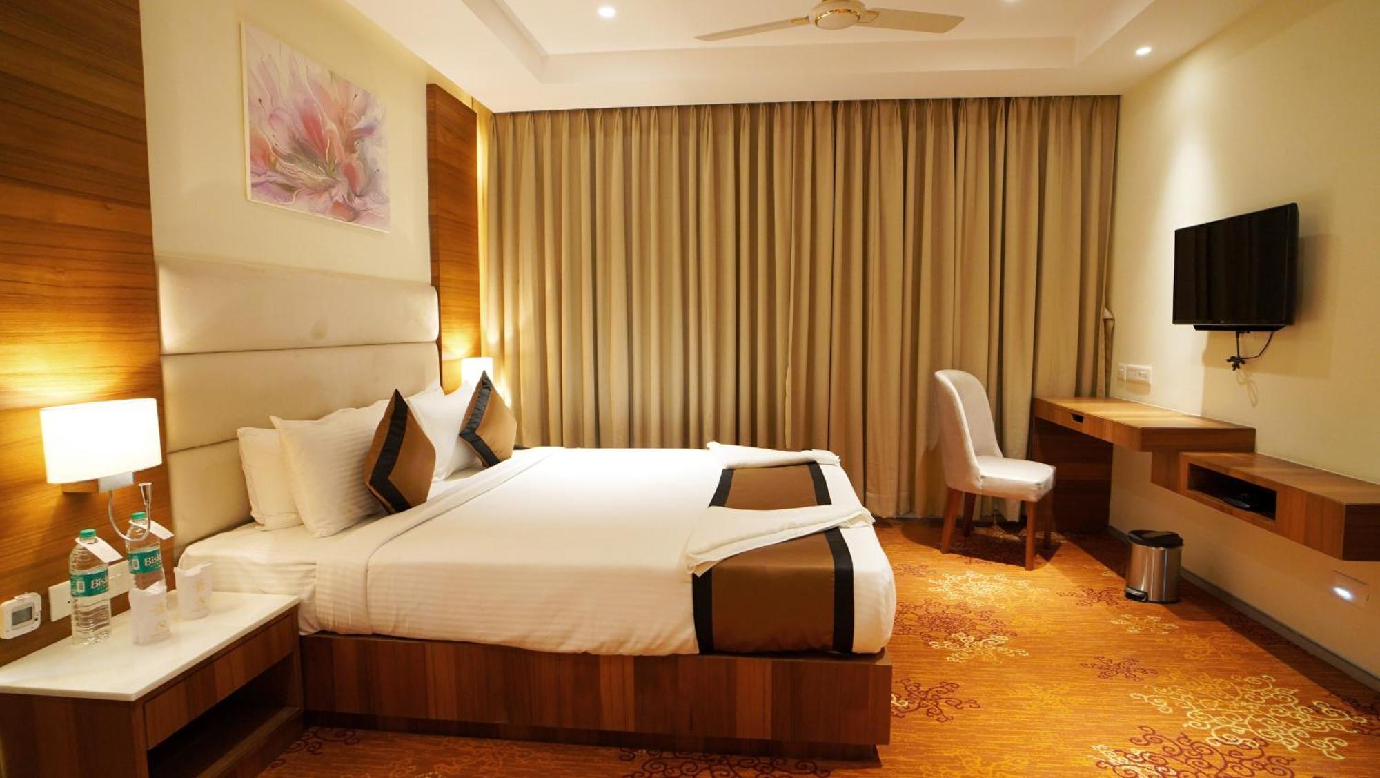 Antique Regency !! Luxurious Hotel In Digha !! Екстер'єр фото